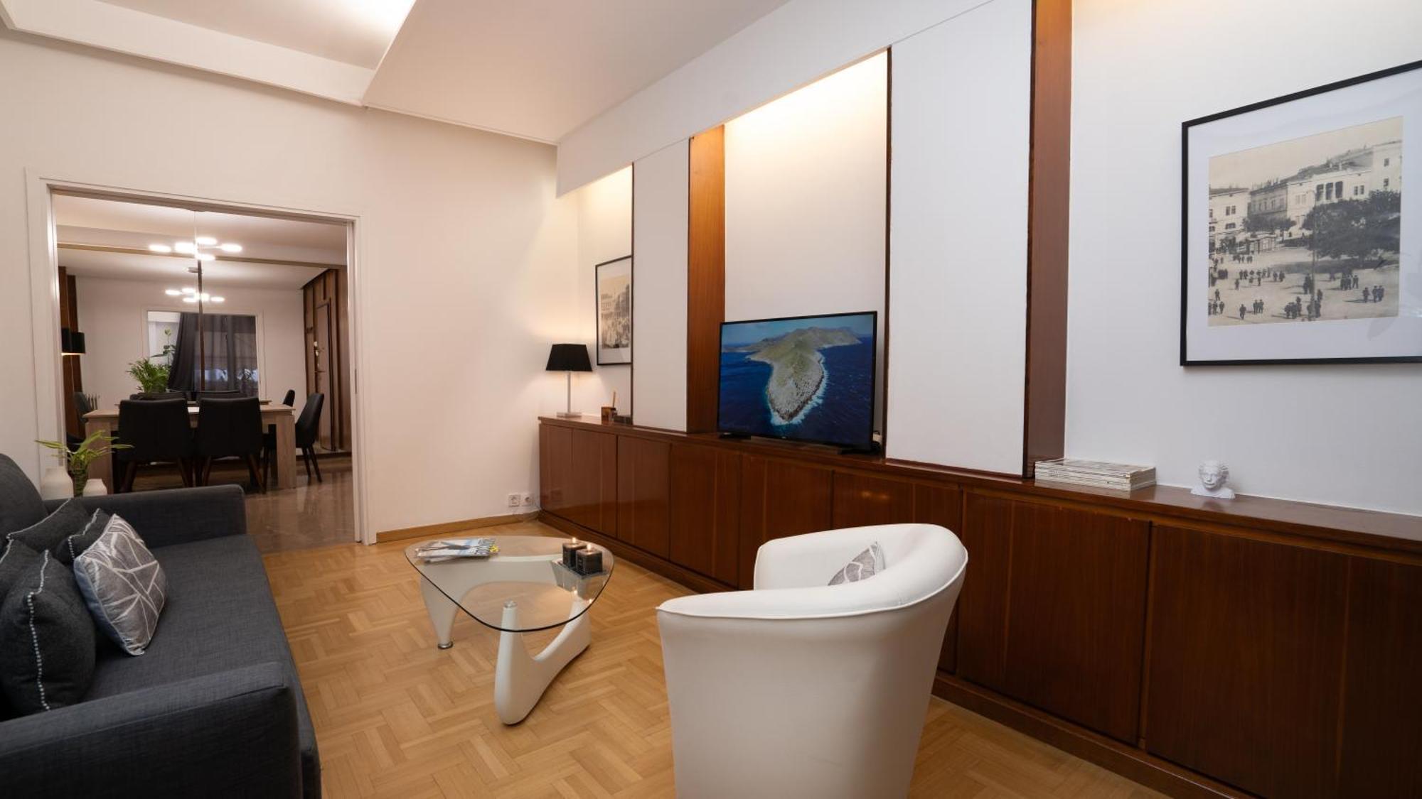 Quiet Center On A Pedestrian Street Apartment Athens