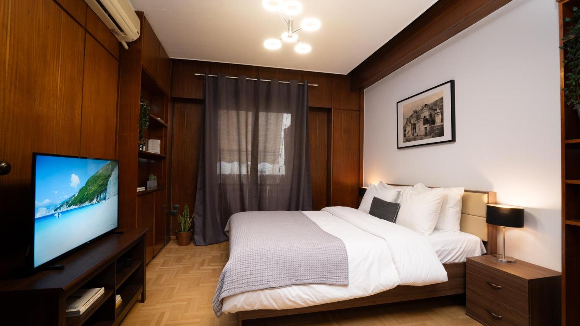 Quiet Center On A Pedestrian Street Apartment Athens